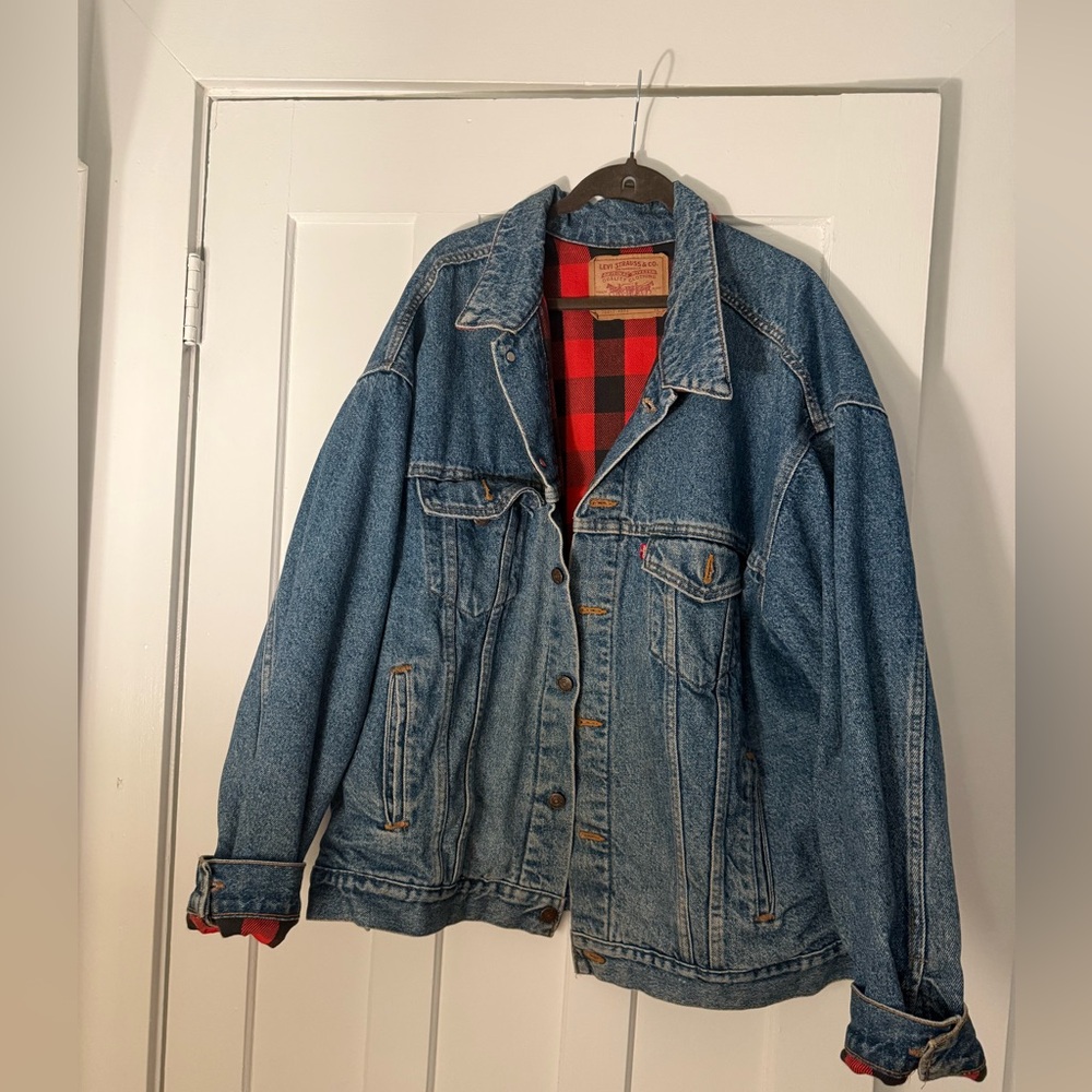 Levi’s Oversized Denim Jacket